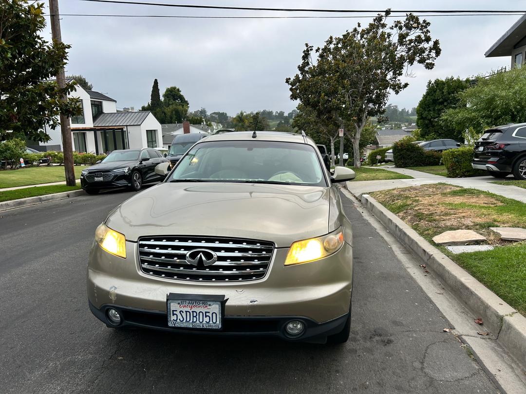 INFINITI_FX35 