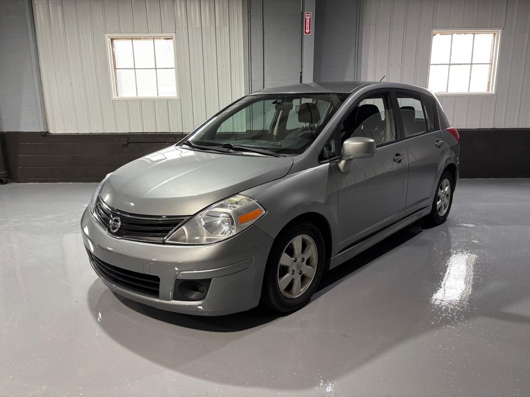Nissan_Versa 