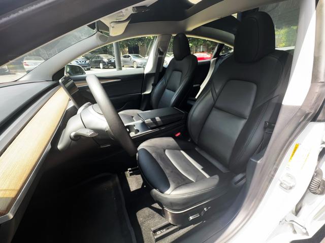 car_image_202x236