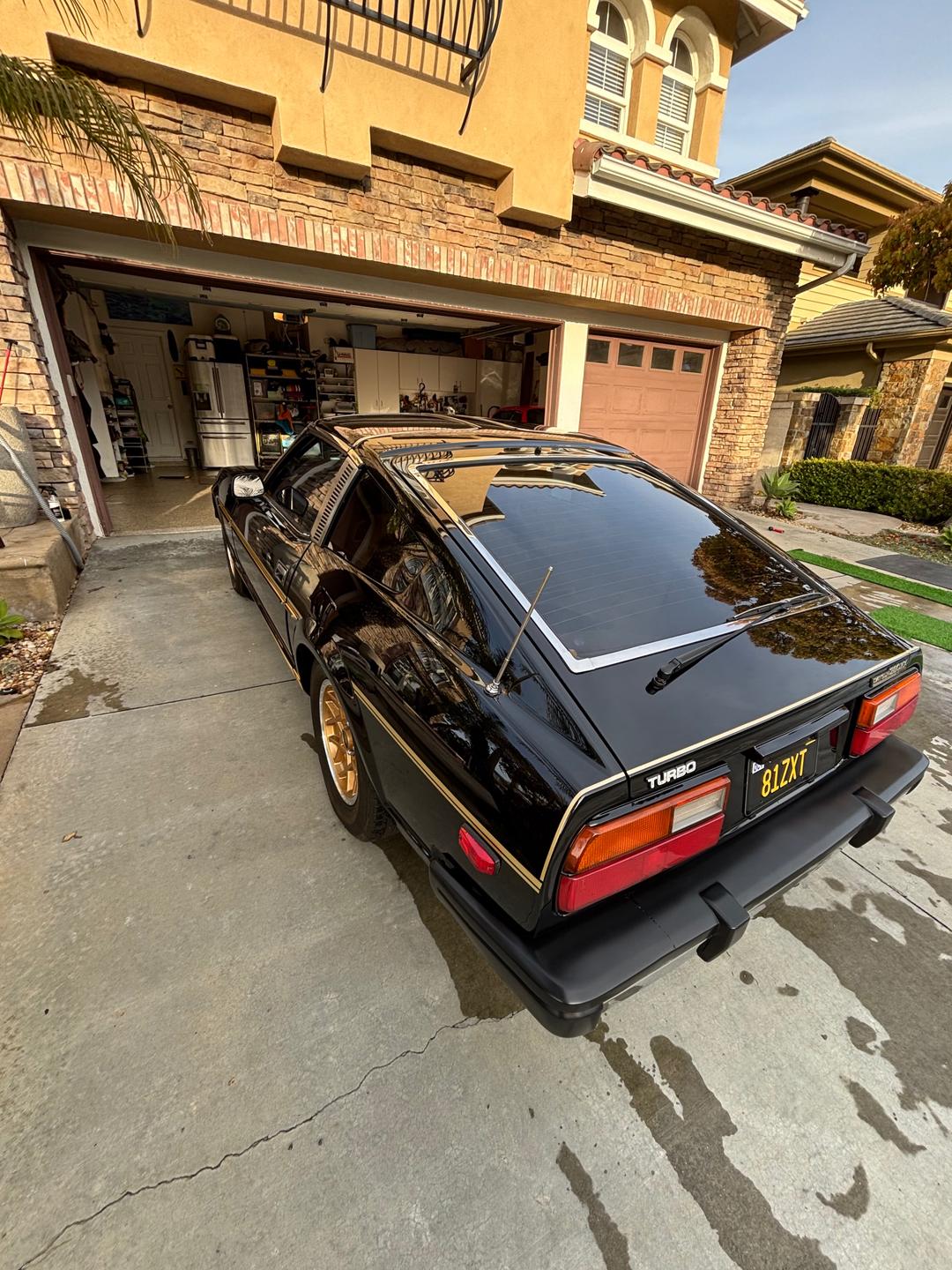 フルラン LT275/50R22 Bridgestone Alenza A/S 2 121S LRE Black Wall