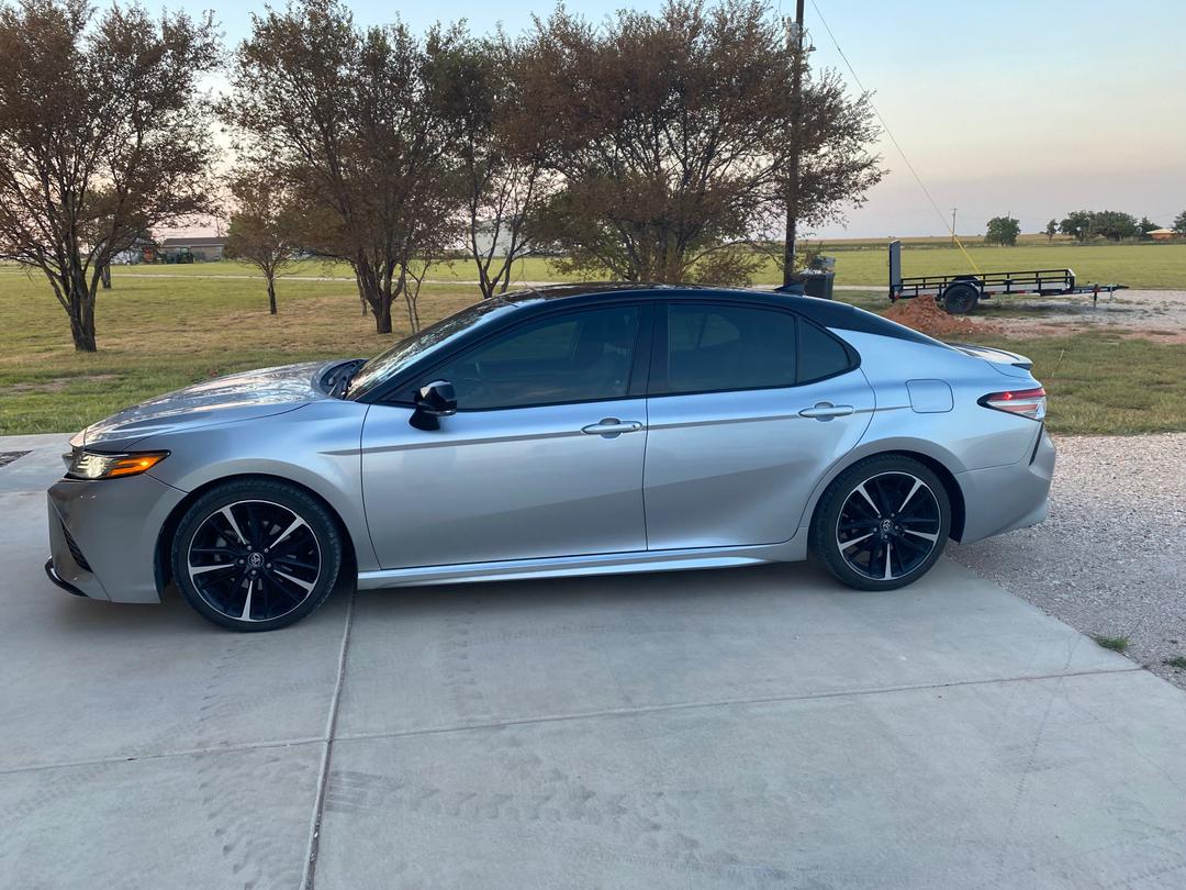 Toyota_Camry 