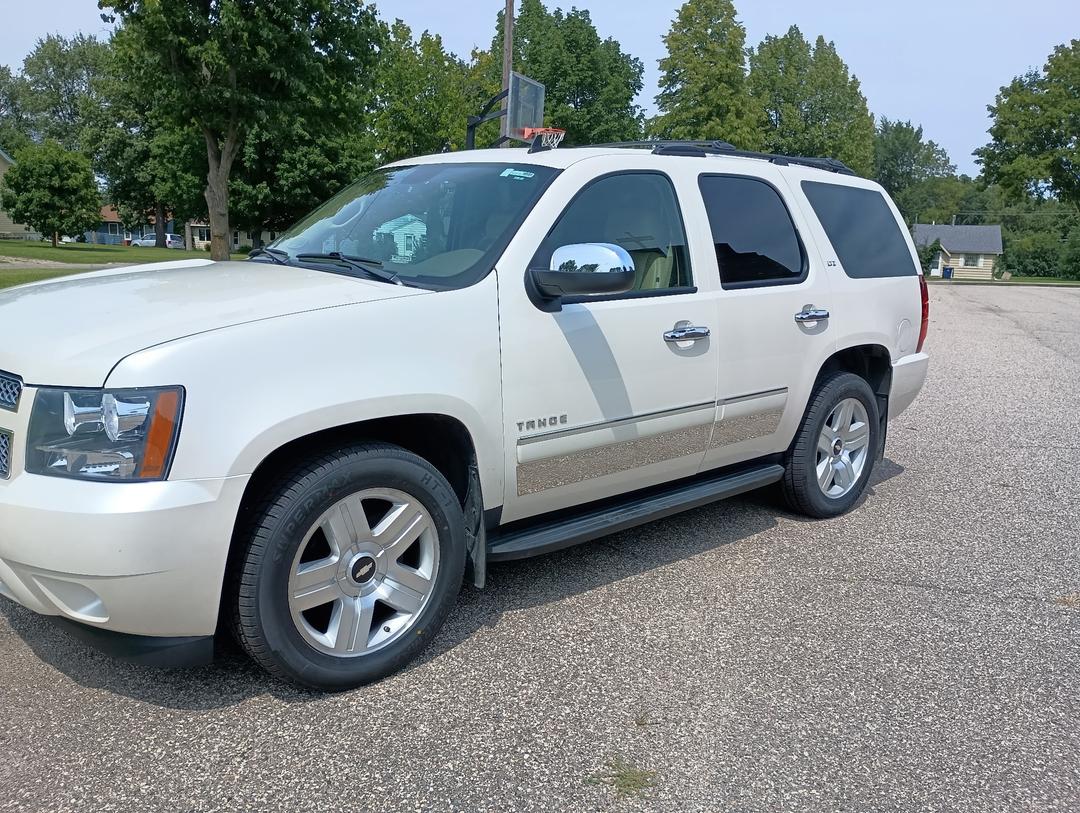 Chevrolet_Tahoe 