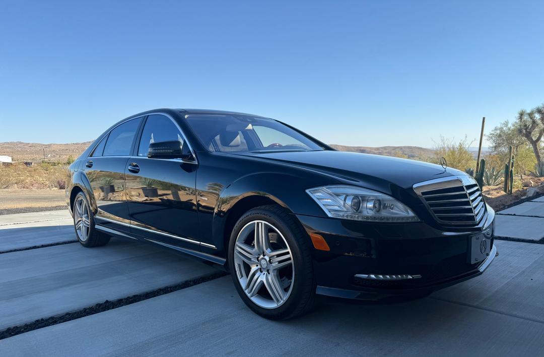 Mercedes-Benz_S Class 