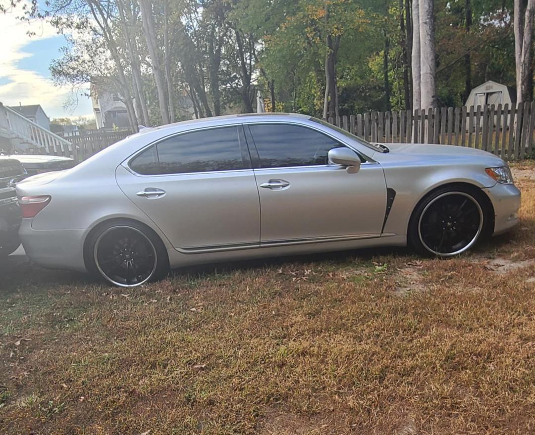 Lexus_LS 460 