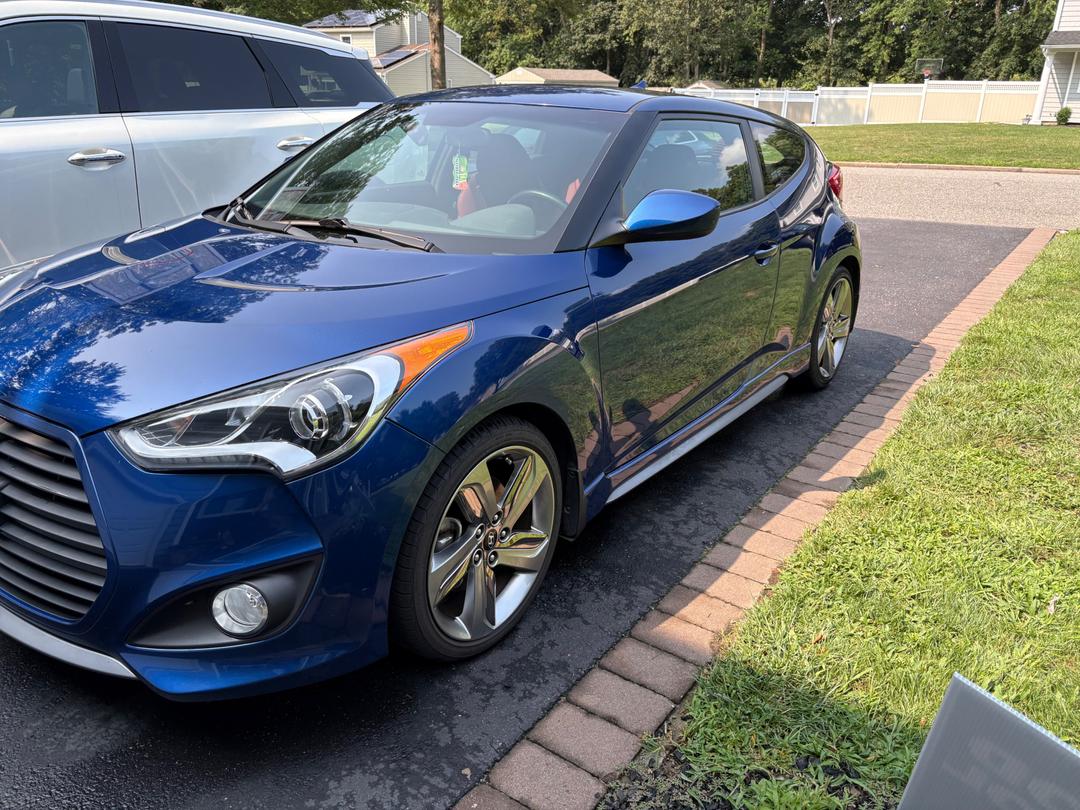 Hyundai_Veloster 