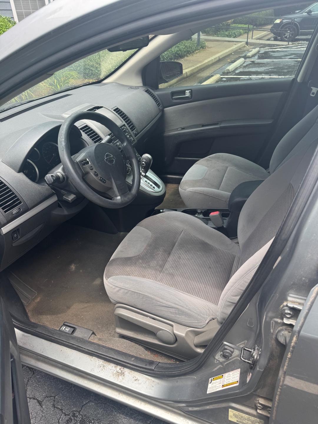 Nissan_Sentra 