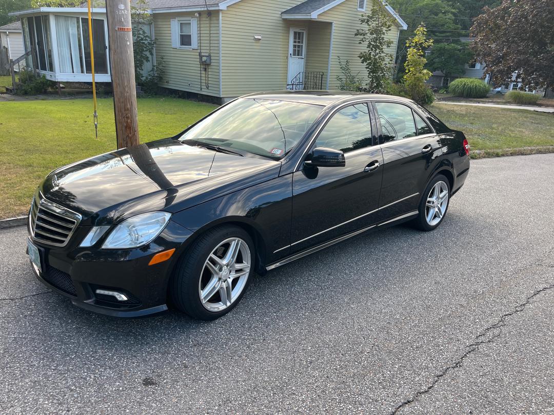 Mercedes-Benz_E Class 