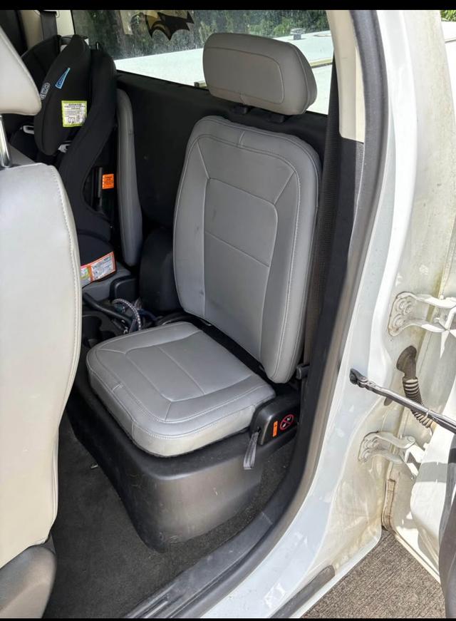 car_image_202x236