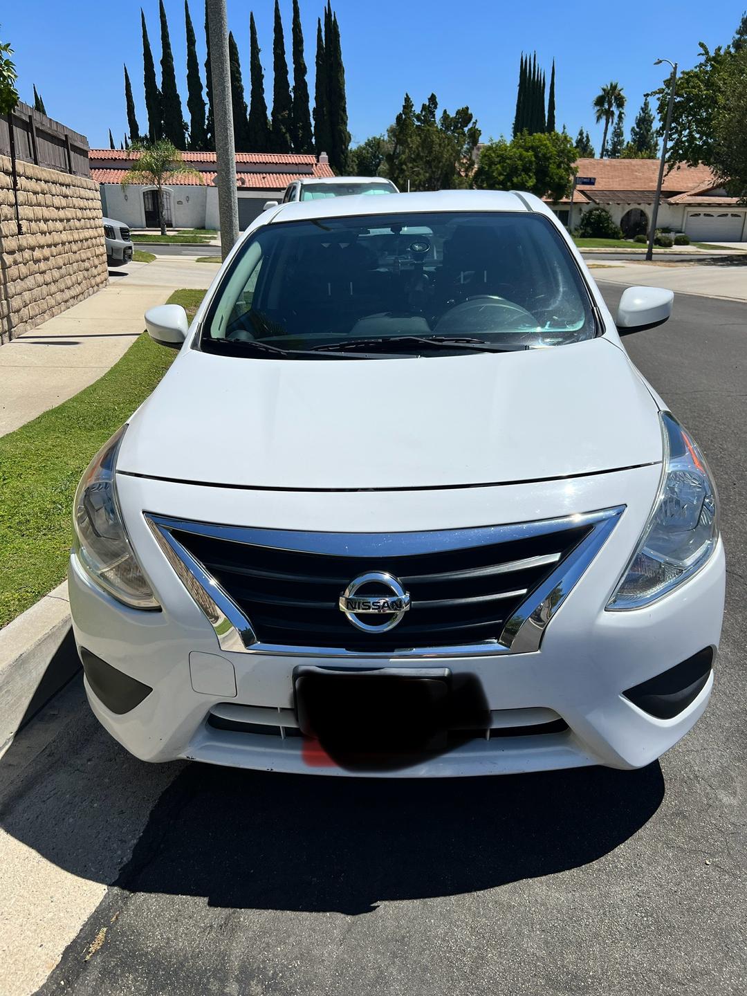 Nissan_Versa 
