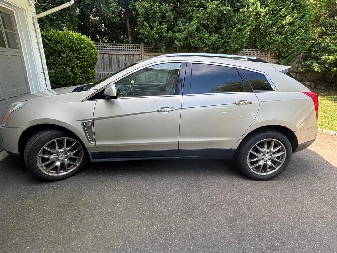Cadillac_SRX 