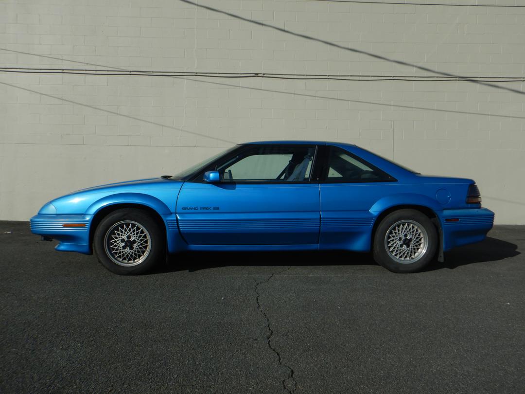 Pontiac_Grand Prix 