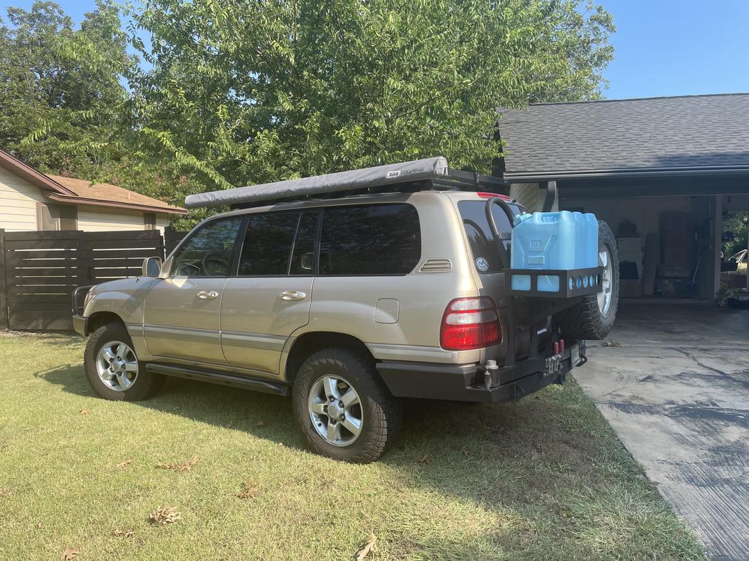 Toyota_Land Cruiser 