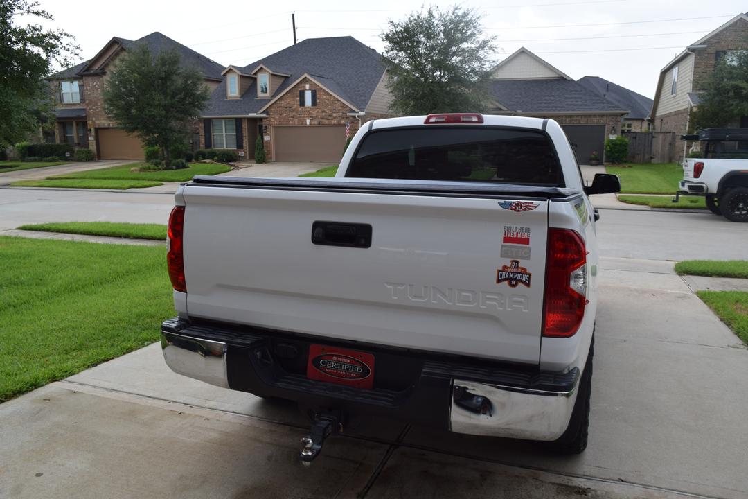 Toyota_Tundra 