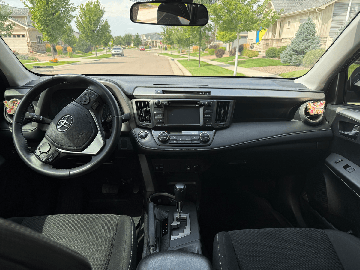 car_image_564x480 - 