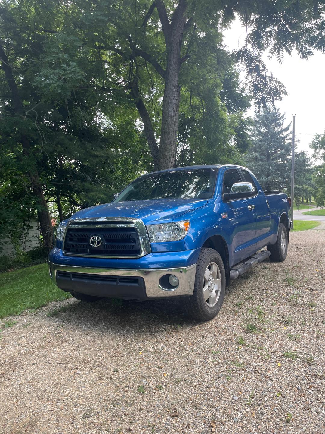 Toyota_Tundra 