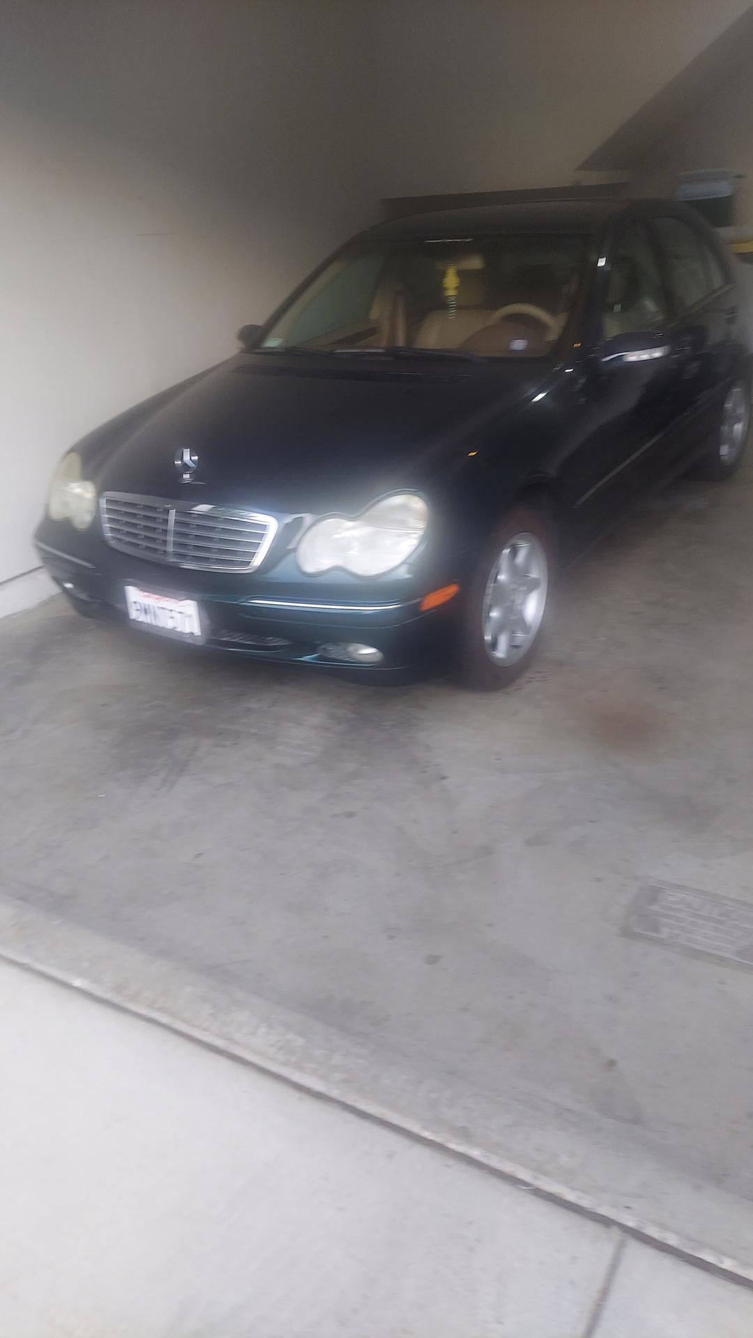 Mercedes-Benz_C Class 