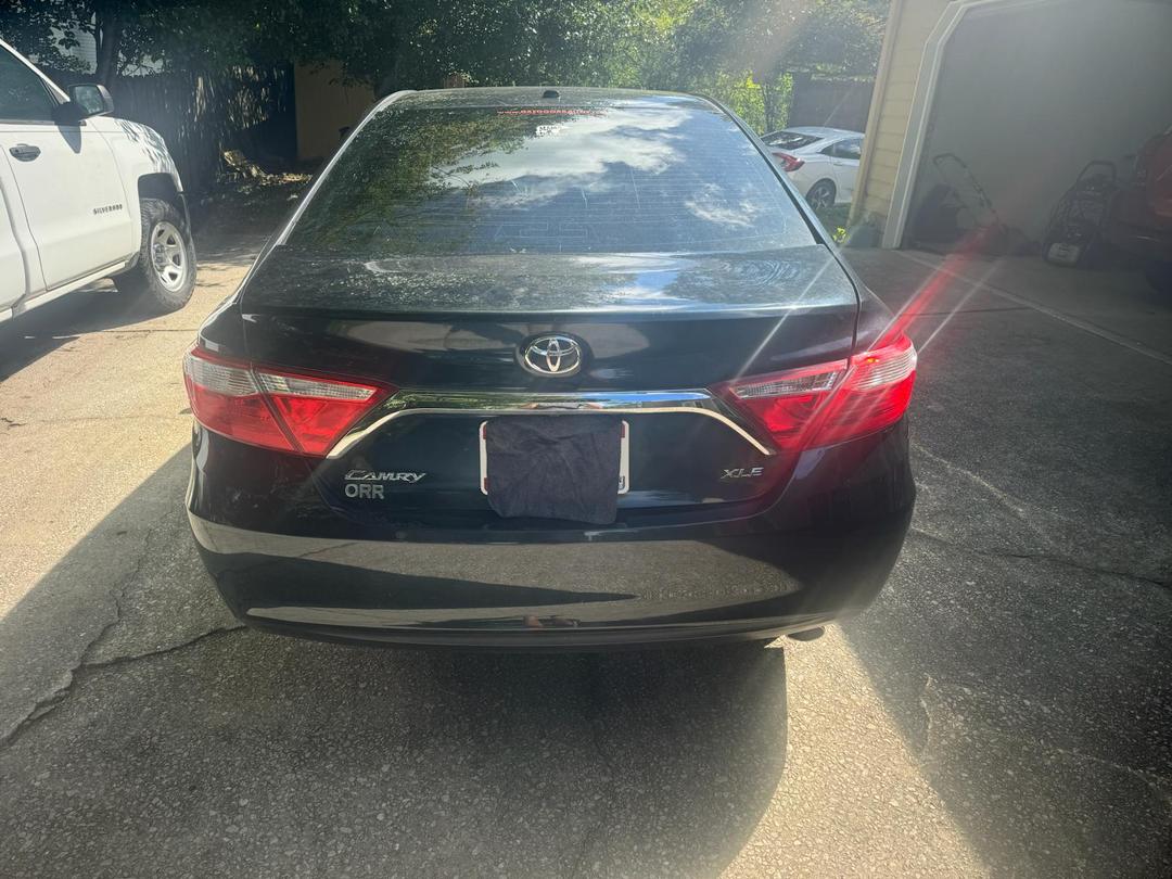 Toyota_Camry 
