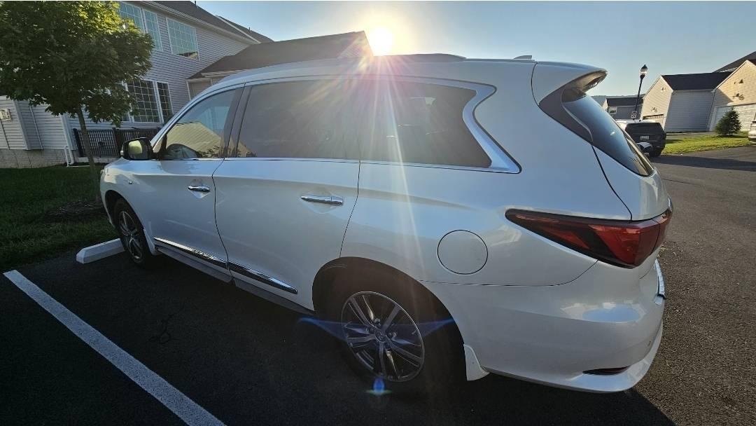 INFINITI_QX60 