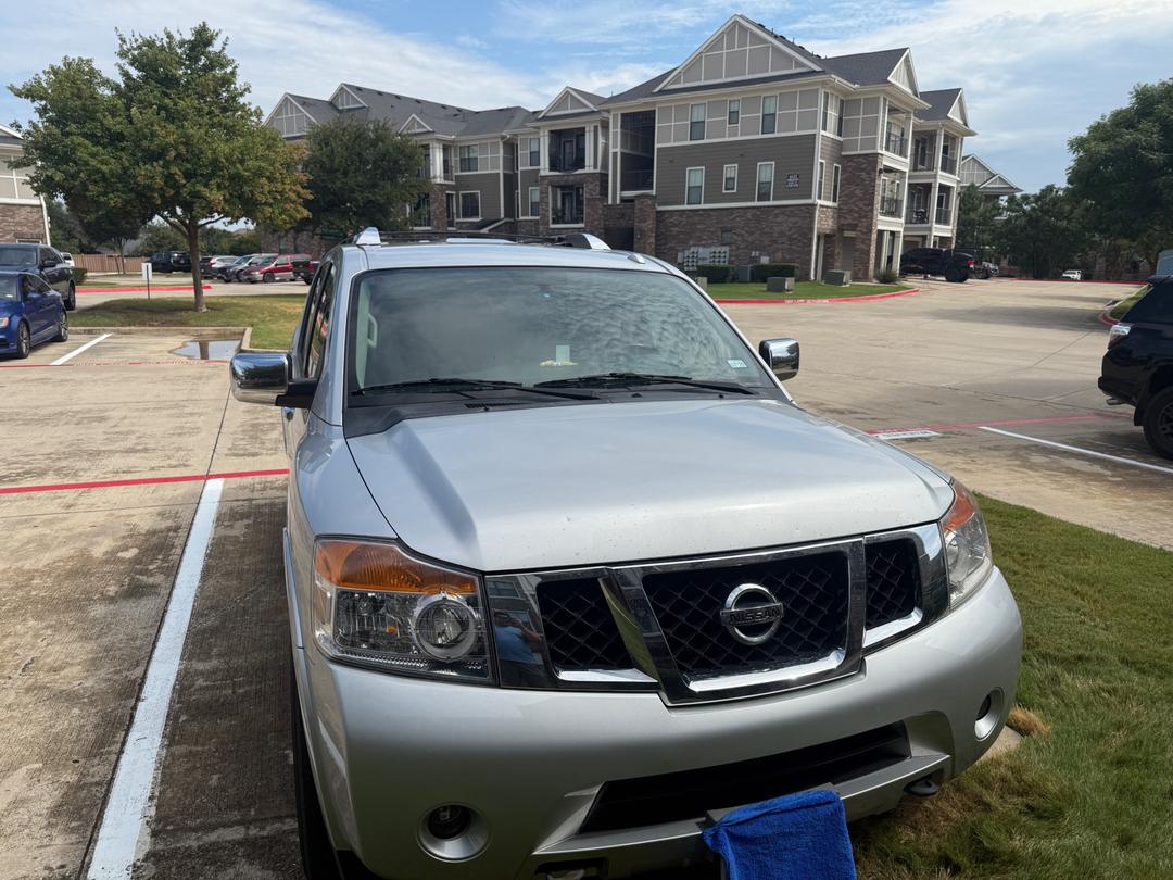 Nissan_Armada 
