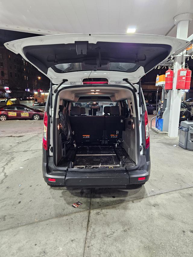 car_image_202x236