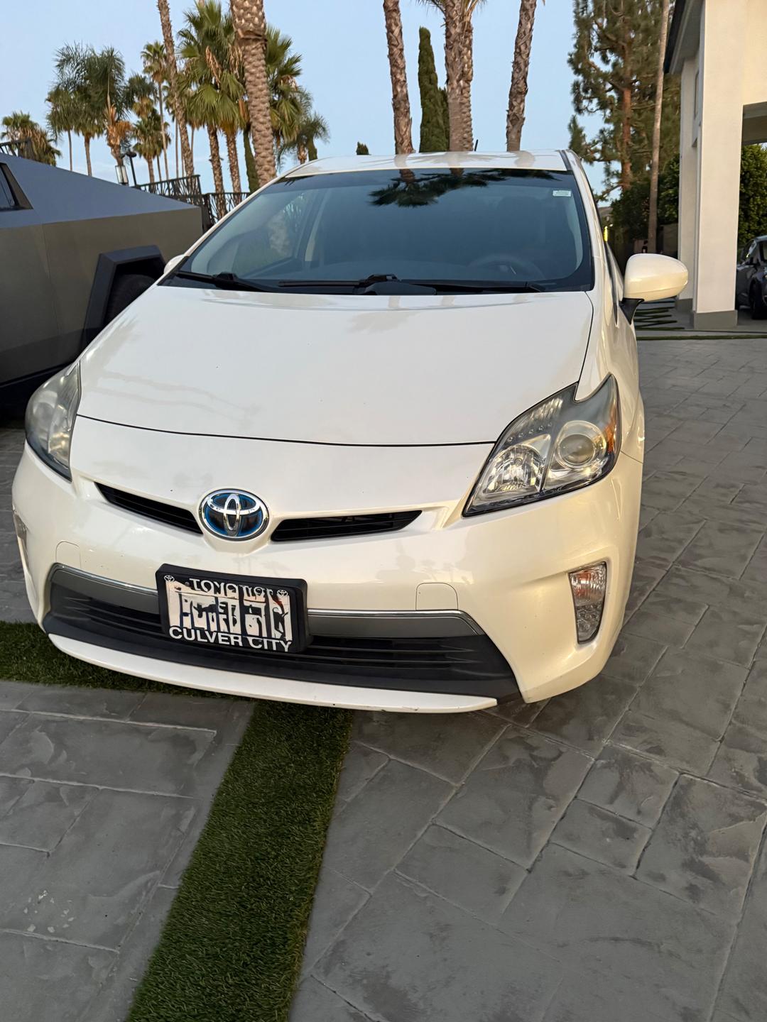 Toyota_Prius 