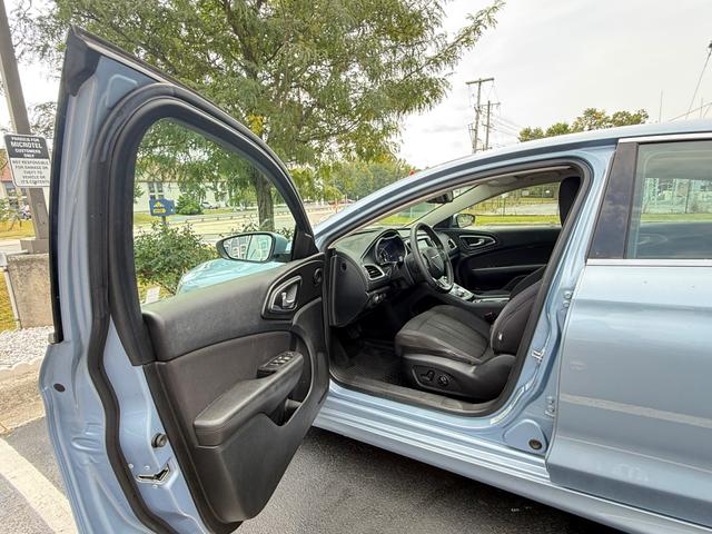 car_image_202x236