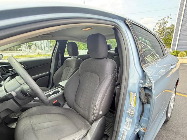 car_image_202x236