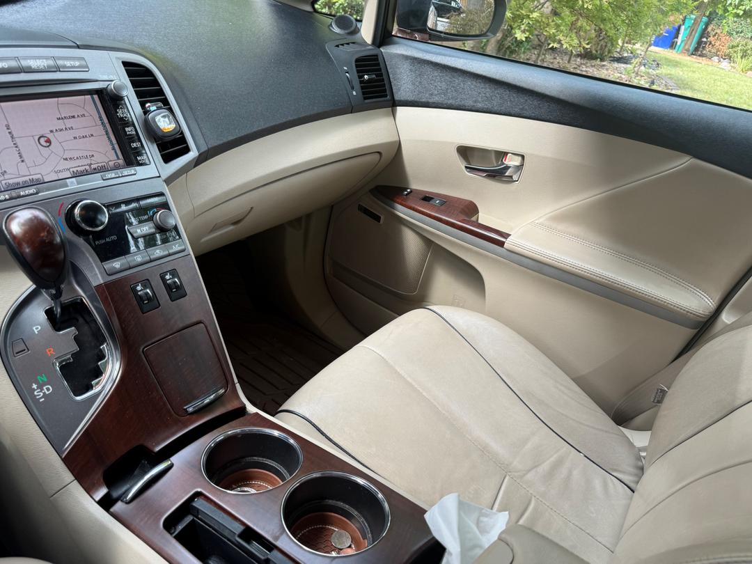 Toyota_Venza 