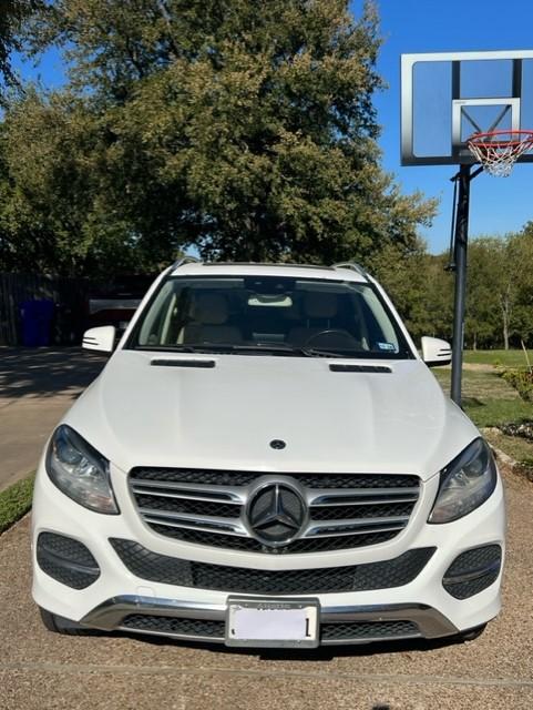 Mercedes-Benz_GLE 