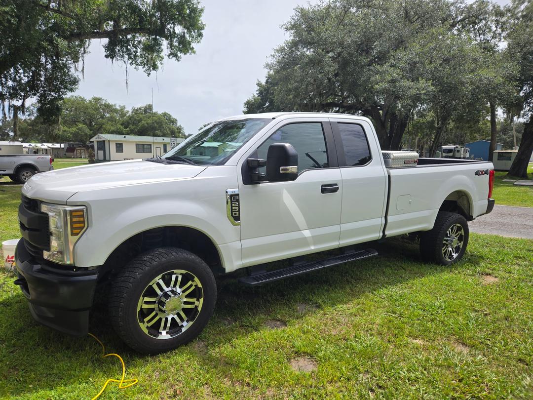 Ford_F-250 SD 