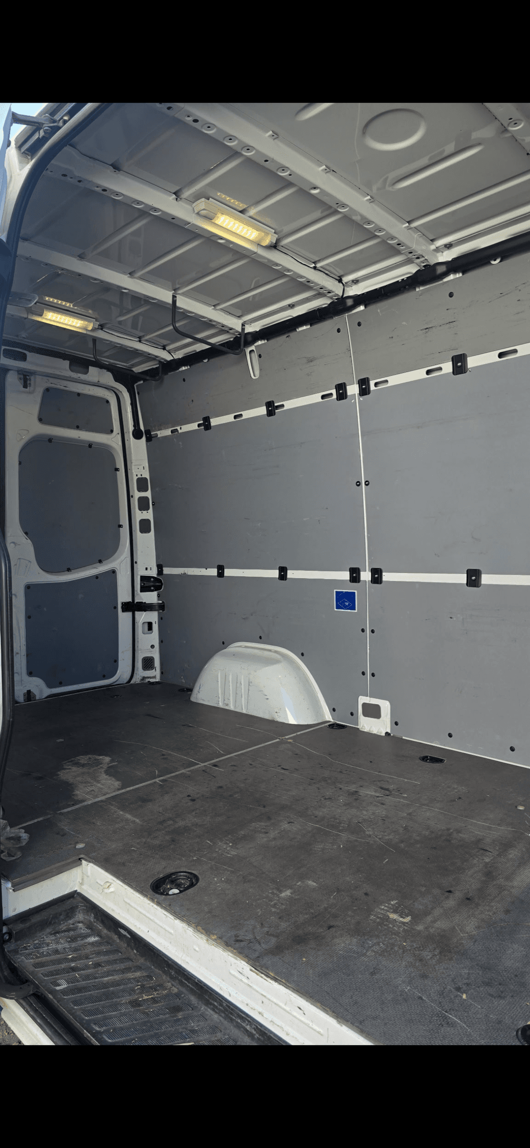 Mercedes-Benz_Sprinter 2500 