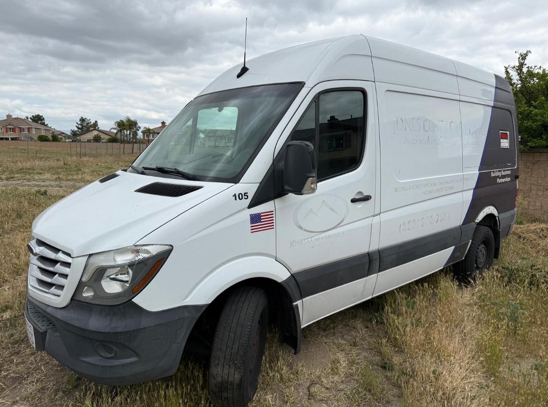 Mercedes-Benz_Sprinter 2500 
