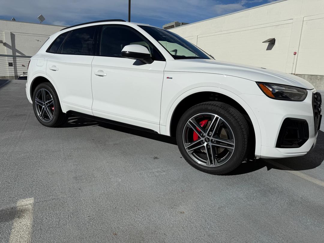 Audi_Q5 