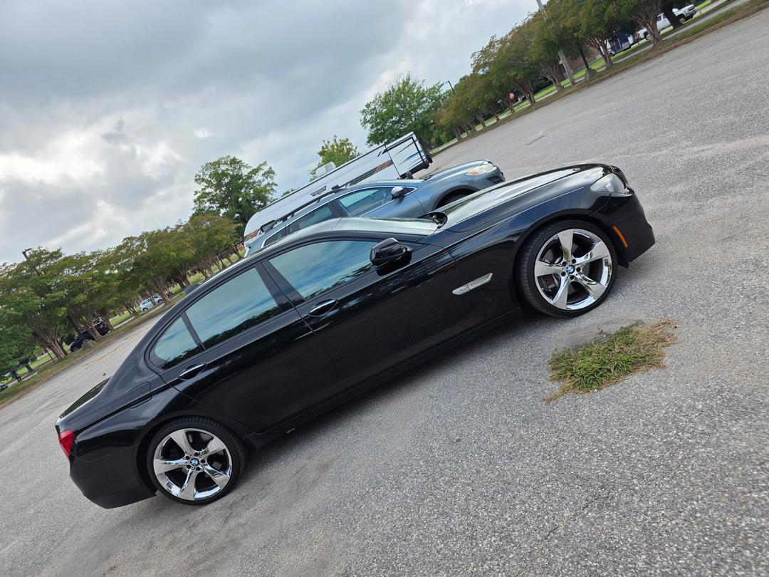 BMW_7-Series 