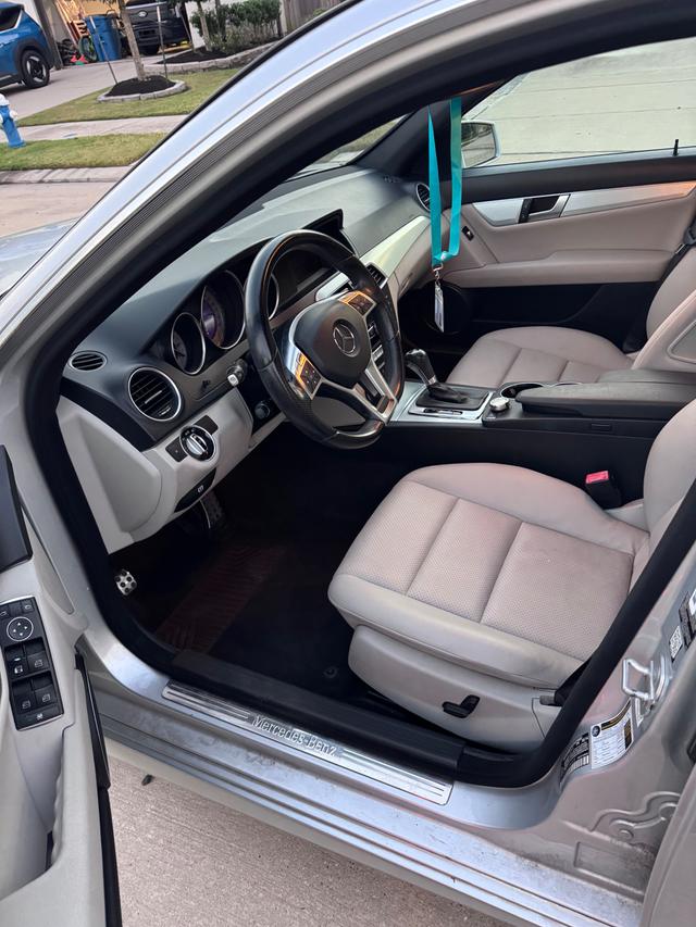 car_image_202x236