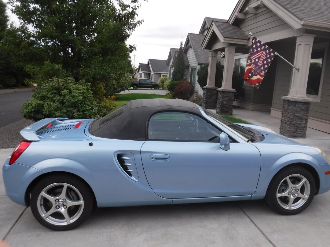 Toyota_MR2 