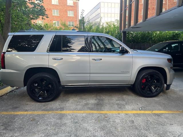 CHEVROLET_Tahoe 