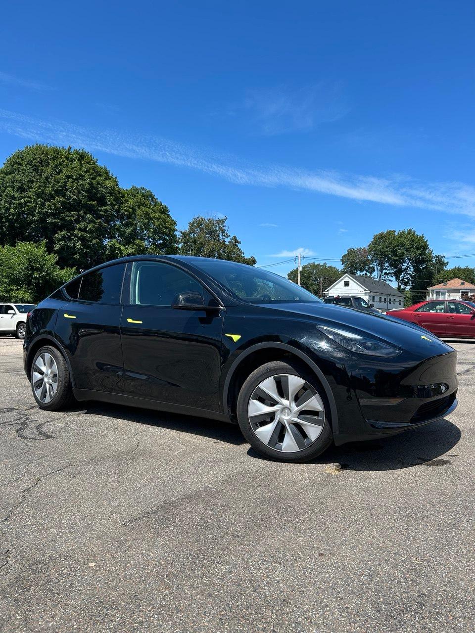 Tesla_Model Y 