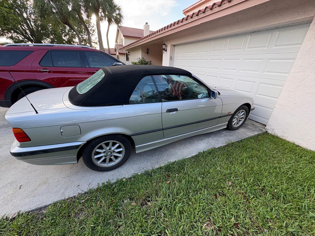 BMW_3-Series 