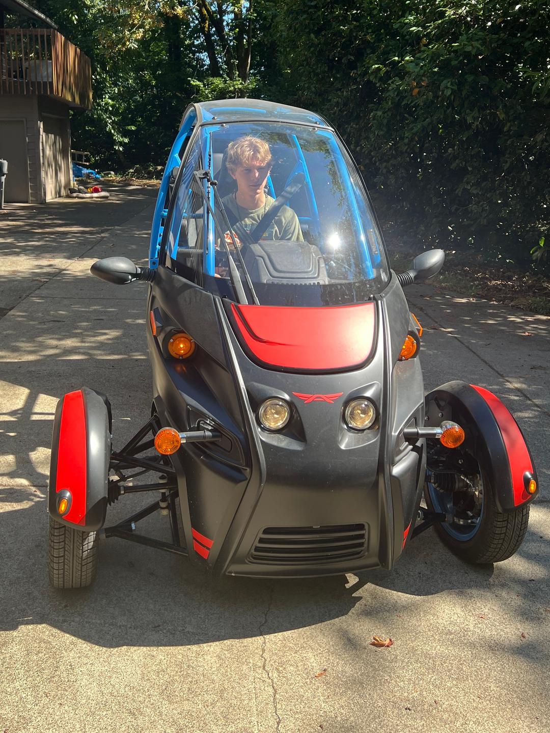 ARCIMOTO_FUV 