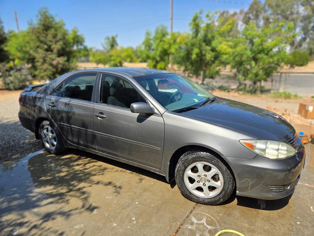 Toyota_Camry 