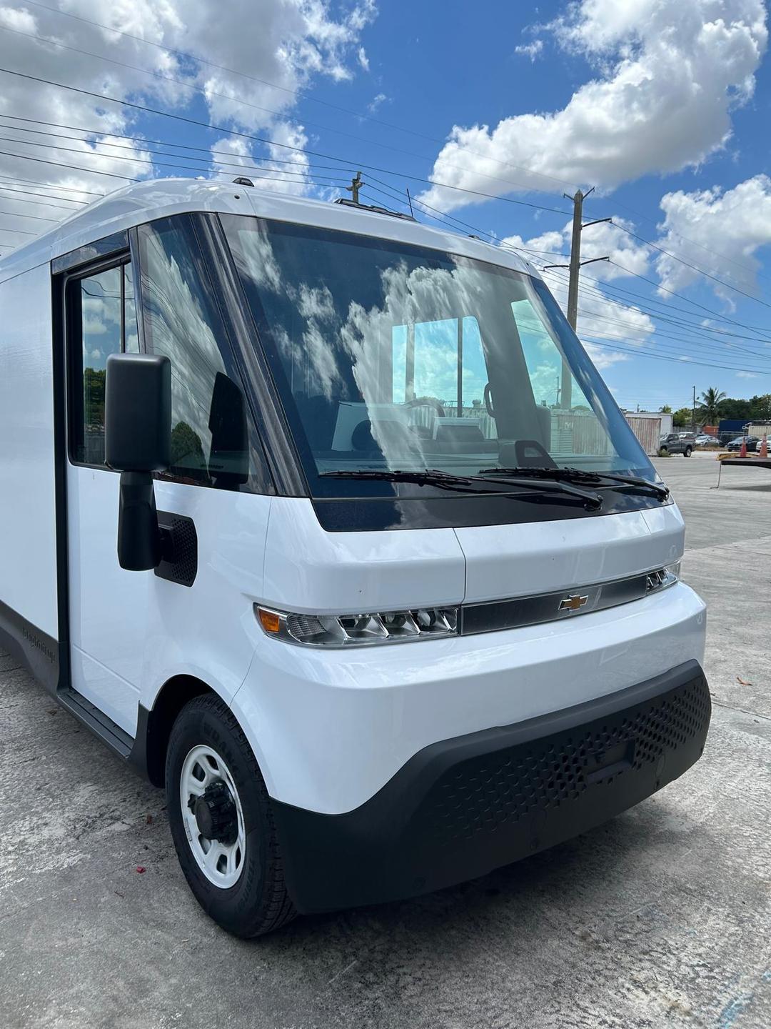 Chevrolet_BrightDrop EV Van 