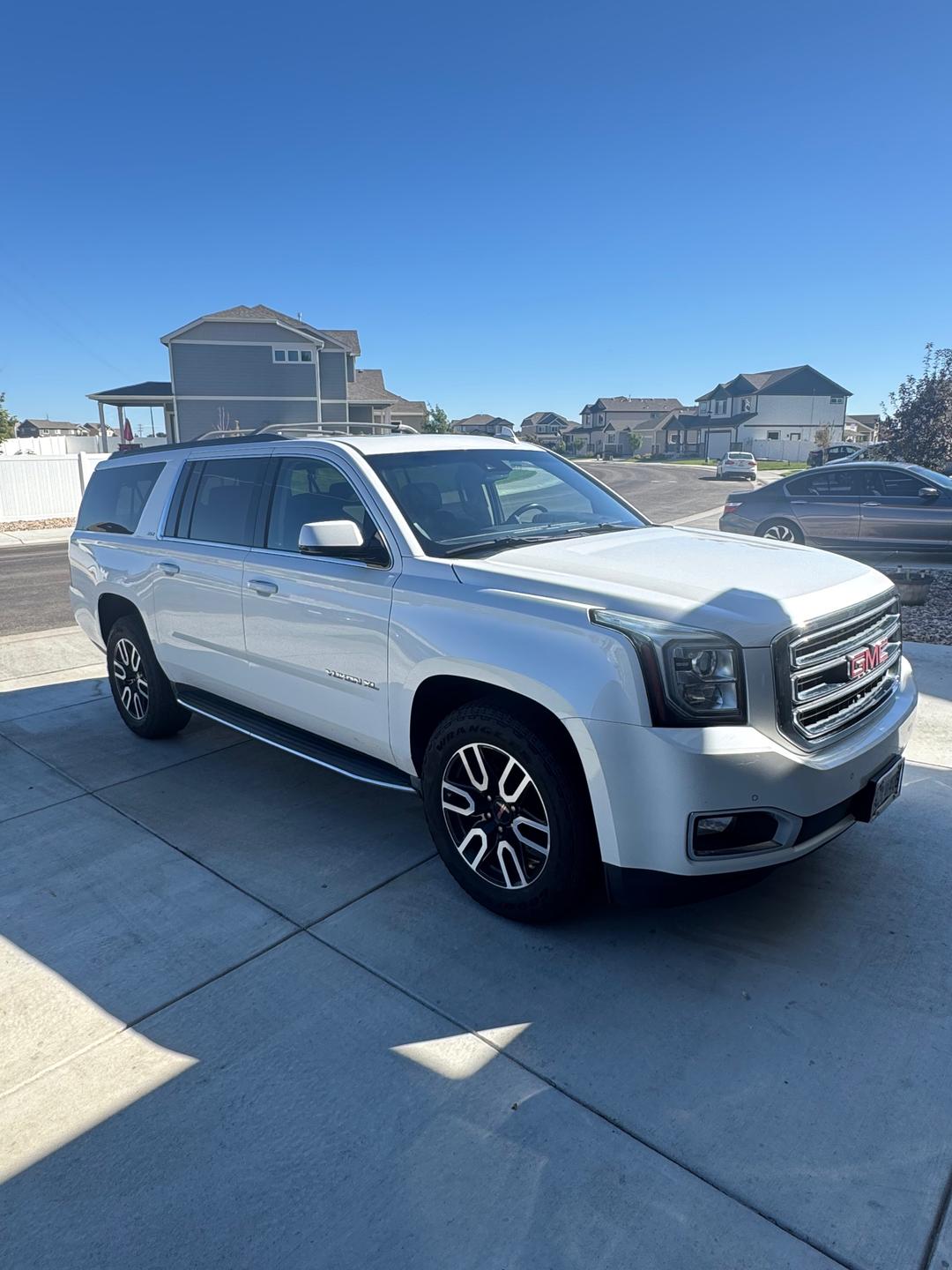 GMC_Yukon XL 