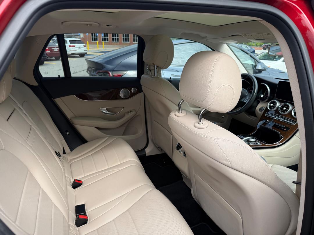Mercedes-Benz_GLC 