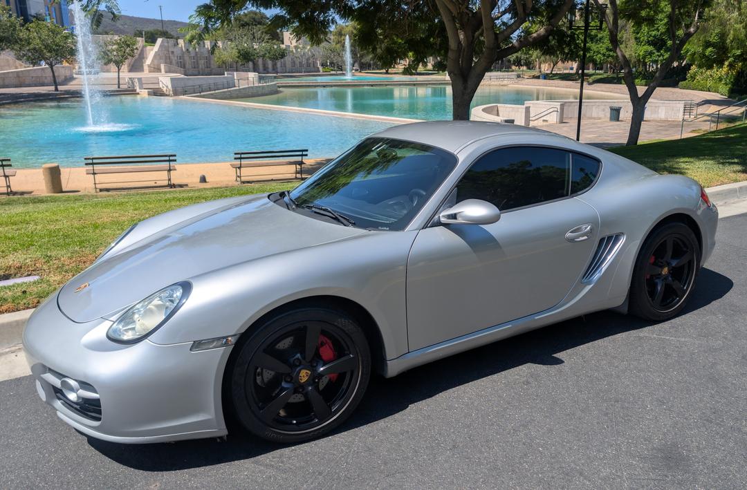 PORSCHE_Cayman 