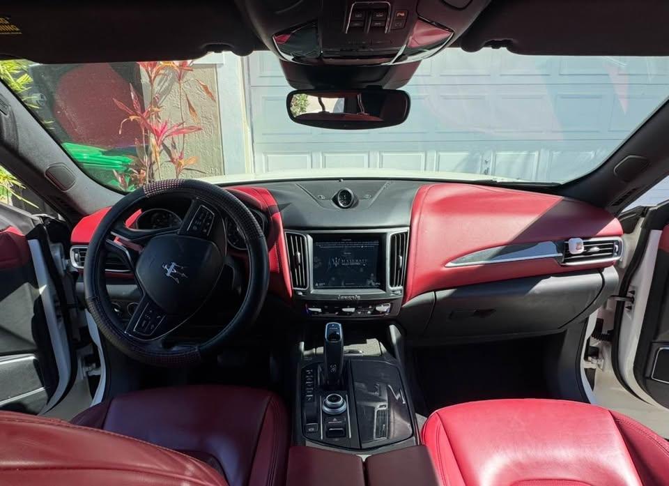 Maserati_Levante 