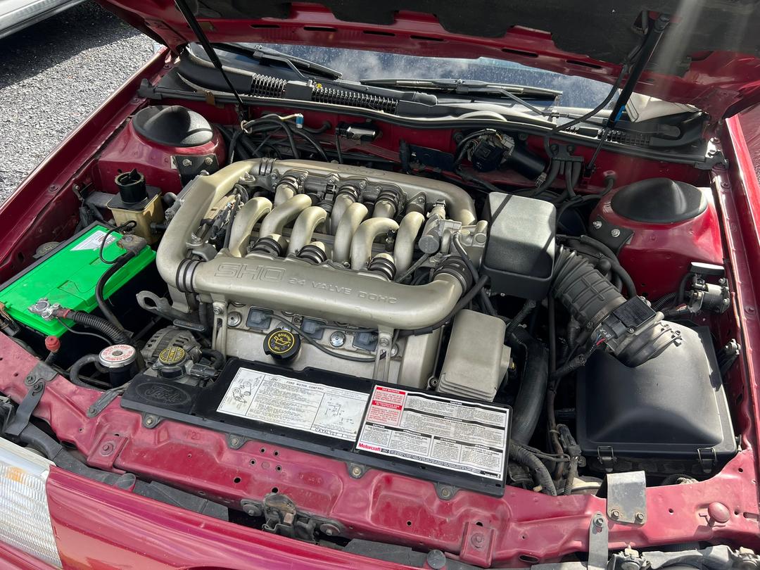 Ford_Taurus 
