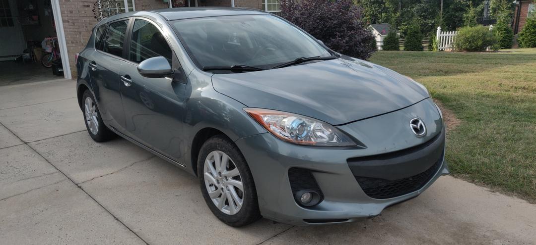 MAZDA_Mazda3 