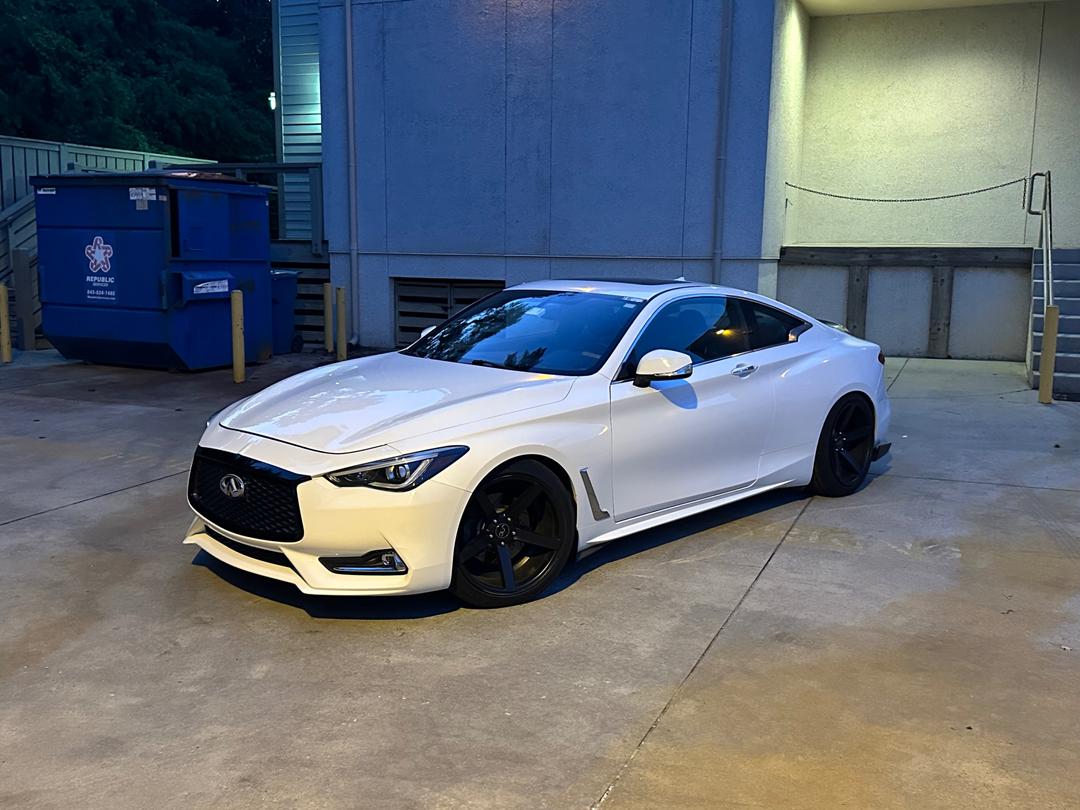 INFINITI_Q60 