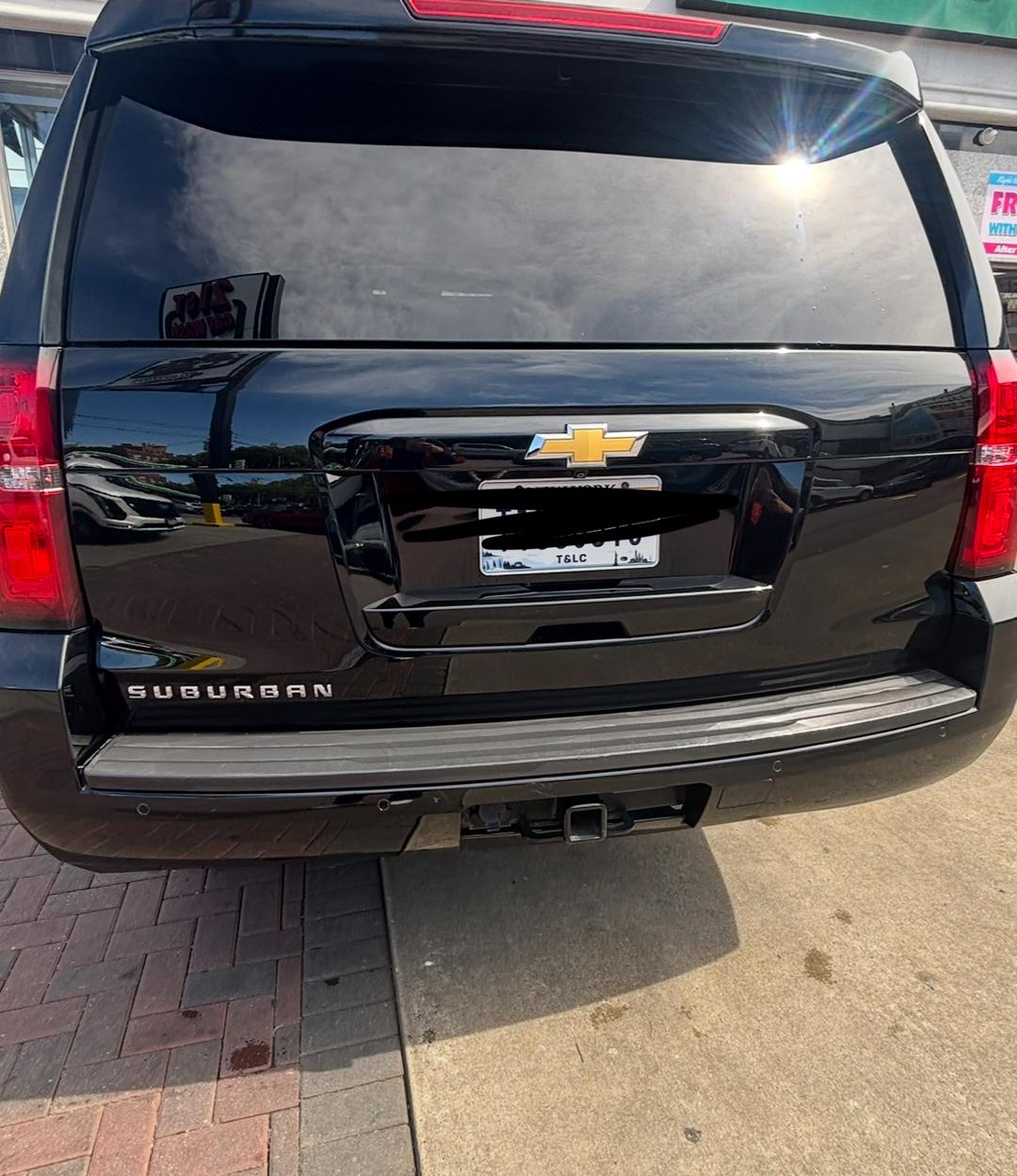 Chevrolet_Suburban 